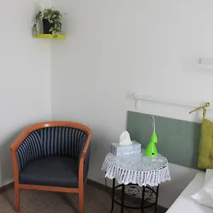  Homestay Kolorowa Guest